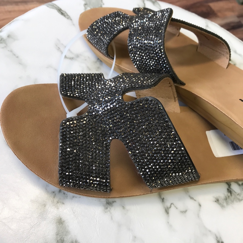 ‼️ Black Diamond H Inspired Fashion Sandals - Picture 2 of 7